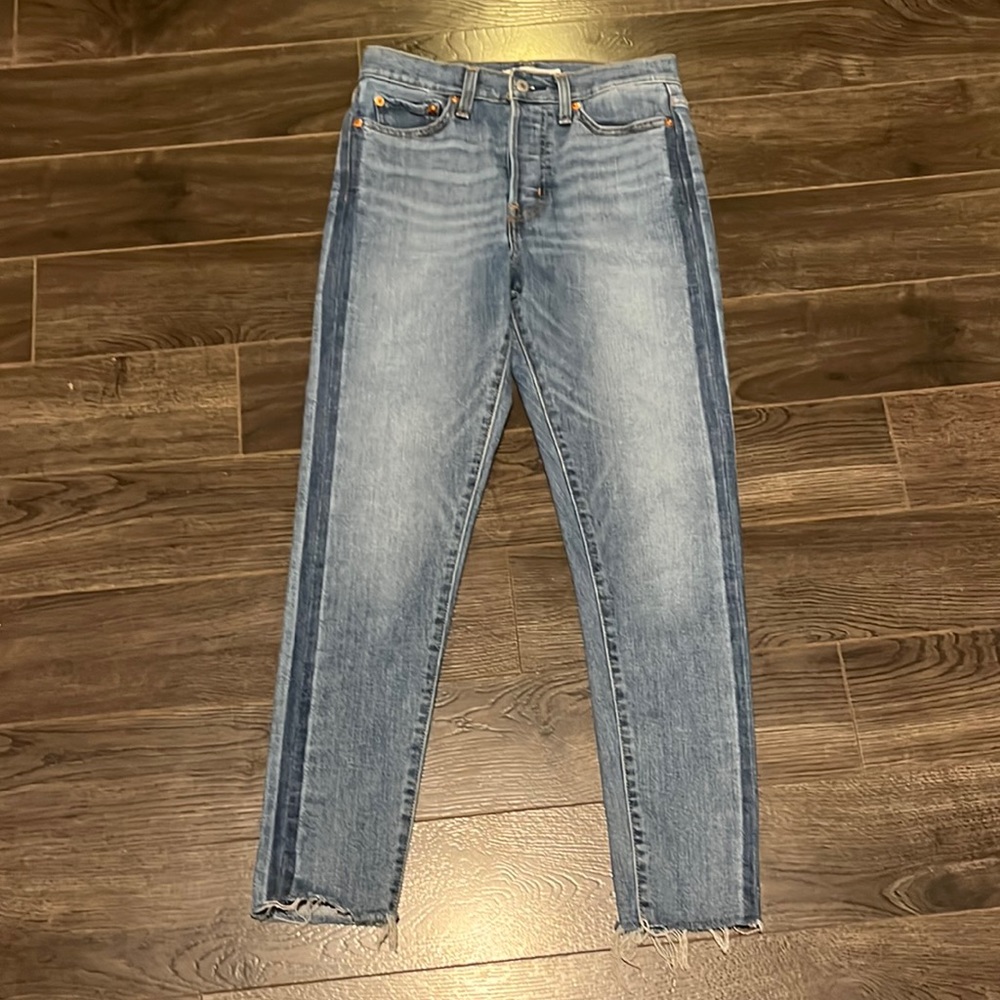 Levi’s Wedgie Skinny Button Fly Jeans Raw Hem High Rise Size 27